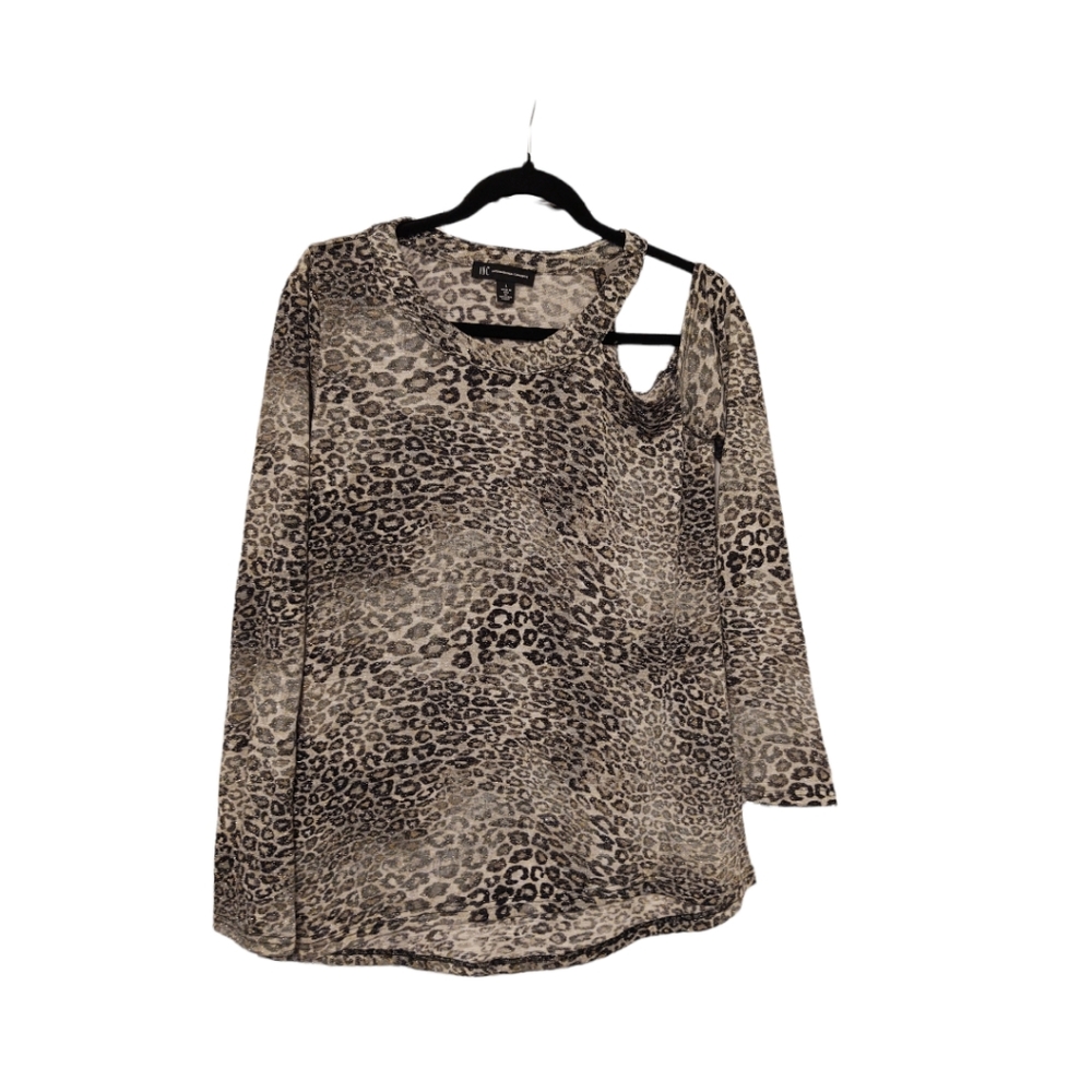 Long sleeve top w/open shoulder